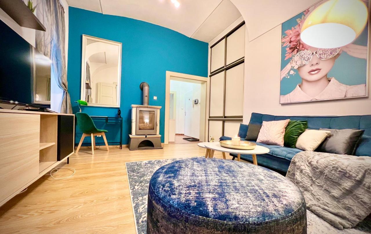 Elegant Apartment In Košice Eksteriør bilde